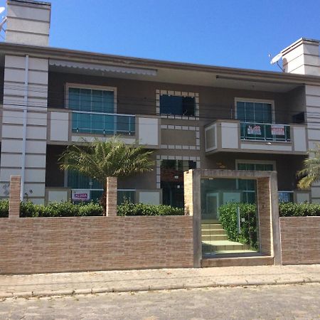 Residencial Jardim Palmeiras Бомбиньяс Экстерьер фото