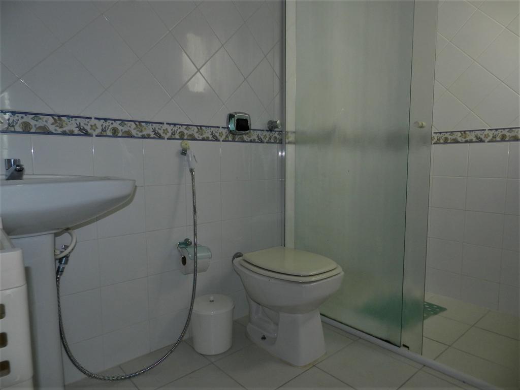 Residencial Jardim Palmeiras Бомбиньяс Экстерьер фото