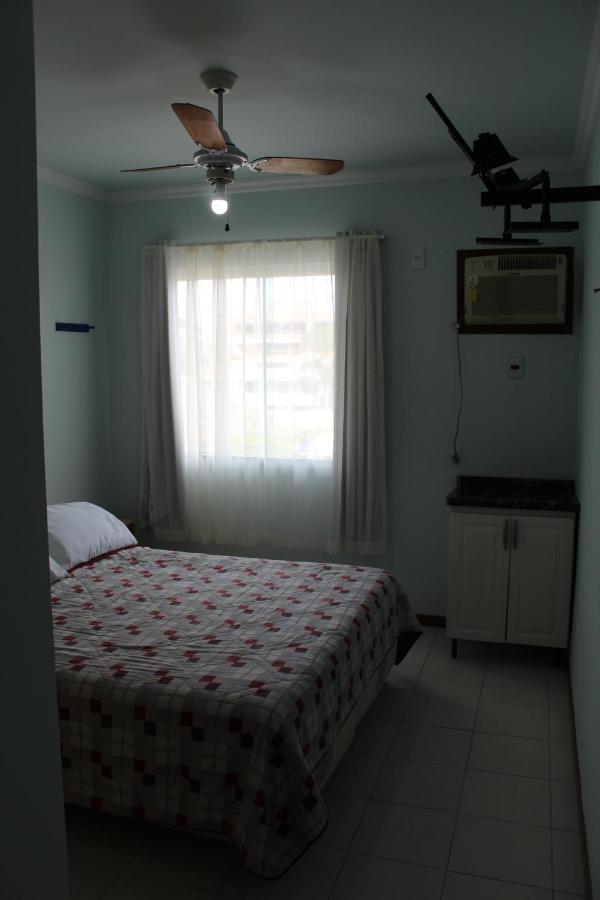 Residencial Jardim Palmeiras Бомбиньяс Экстерьер фото