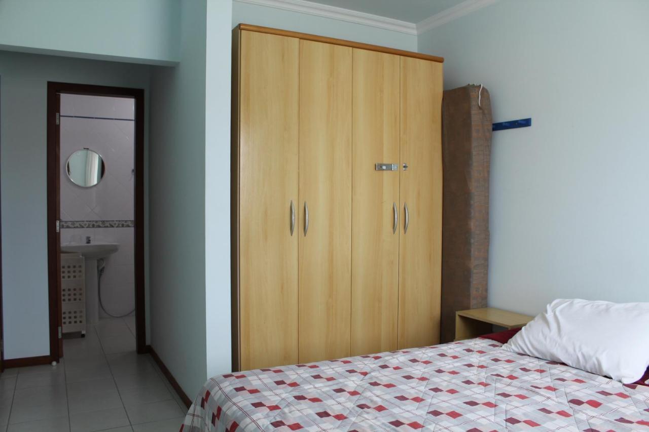 Residencial Jardim Palmeiras Бомбиньяс Экстерьер фото